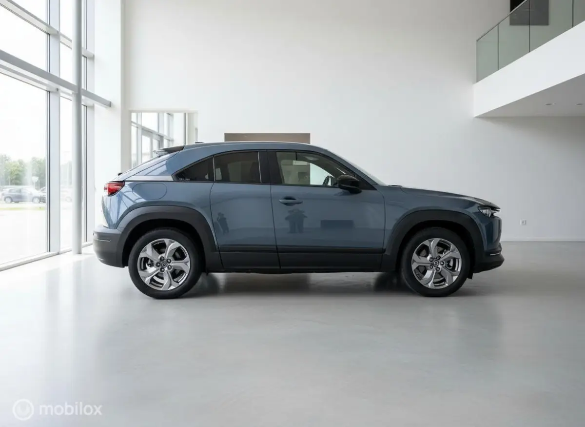 e-SkyActiv 145 36 kWh | SOH 94% MOBA | Camera | Stoel-/Stuurverwarming | 18”