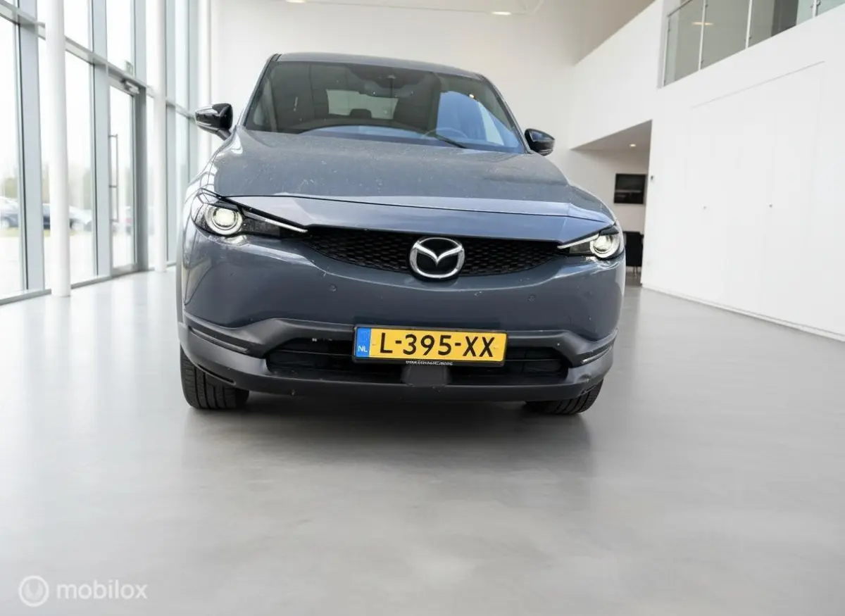 e-SkyActiv 145 36 kWh | SOH 94% MOBA | Camera | Stoel-/Stuurverwarming | 18”