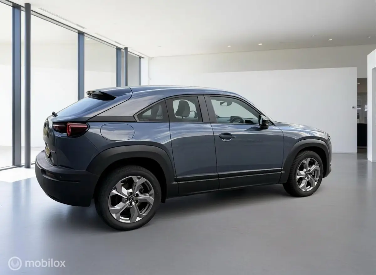 e-SkyActiv 145 36 kWh | SOH 94% MOBA | Camera | Stoel-/Stuurverwarming | 18”
