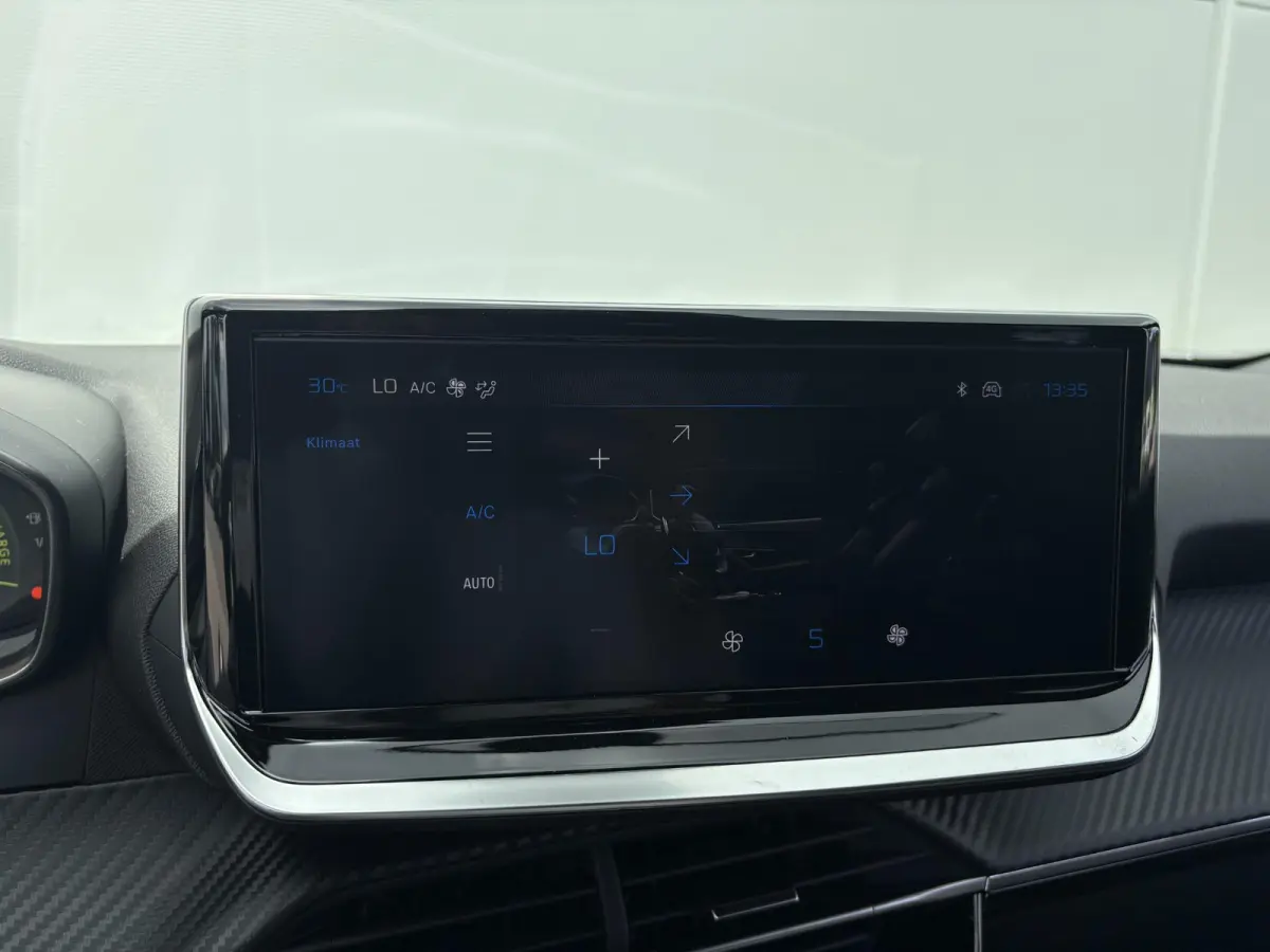 1.2 Hybrid 110 Business | Parkeerhulp | Cruise control | Apple Carplay/Android Auto