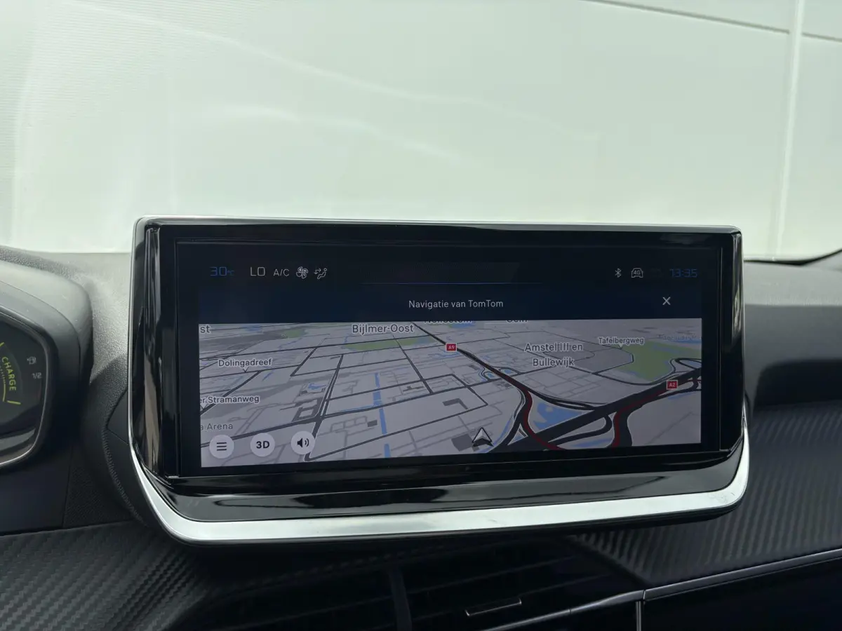 1.2 Hybrid 110 Business | Parkeerhulp | Cruise control | Apple Carplay/Android Auto