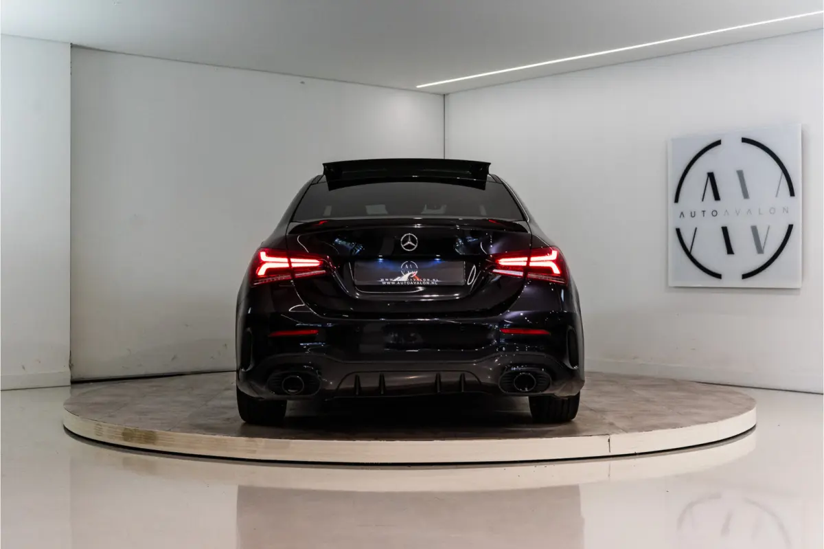 180 Business Solution AMG 136PK | A35 Optiek | Pano | Sfeer | LED | Carplay | Garantie