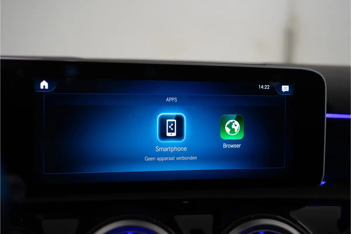 180 Business Solution AMG 136PK | A35 Optiek | Pano | Sfeer | LED | Carplay | Garantie