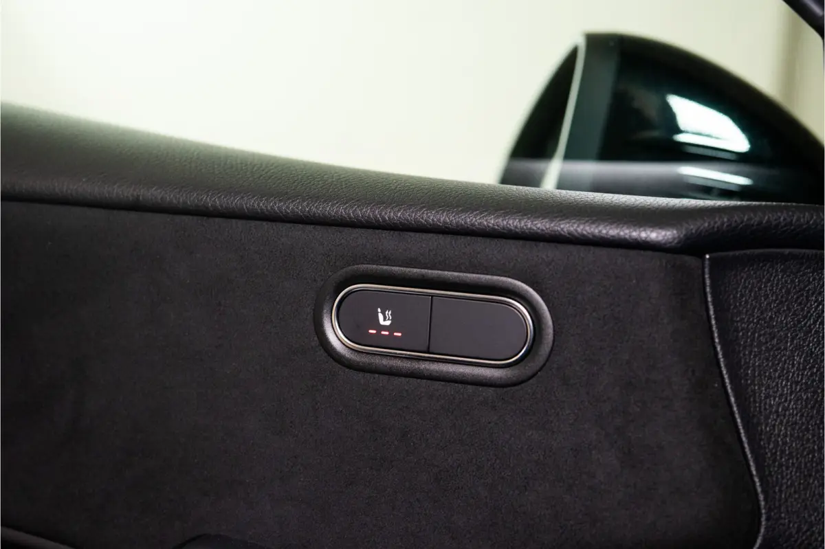 180 Business Solution AMG 136PK | A35 Optiek | Pano | Sfeer | LED | Carplay | Garantie