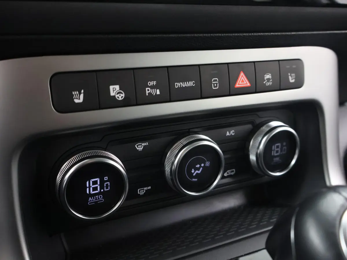 Tourer 200 L1 Premium Plus 45kWh
