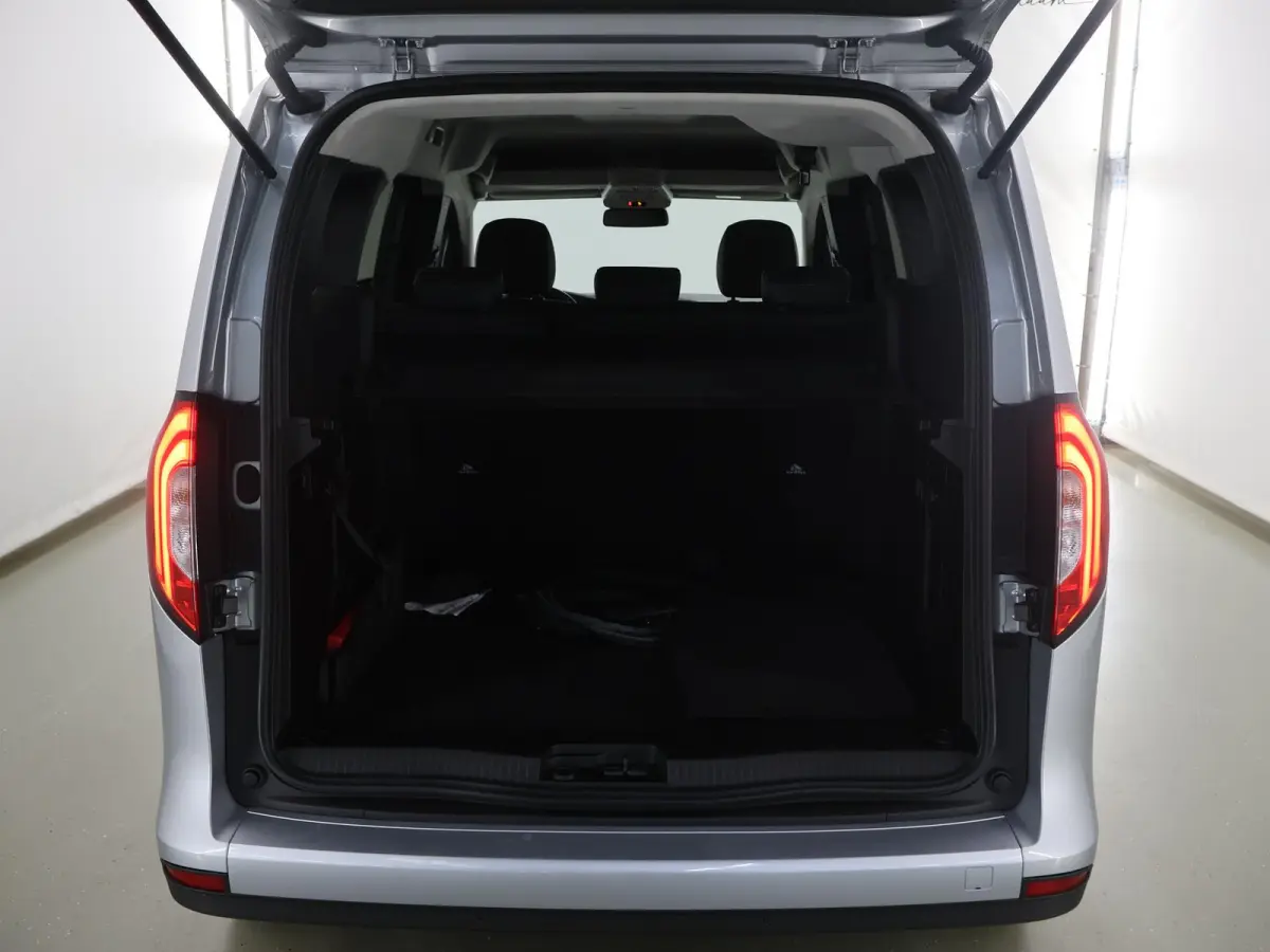 Tourer 200 L1 Premium Plus 45kWh