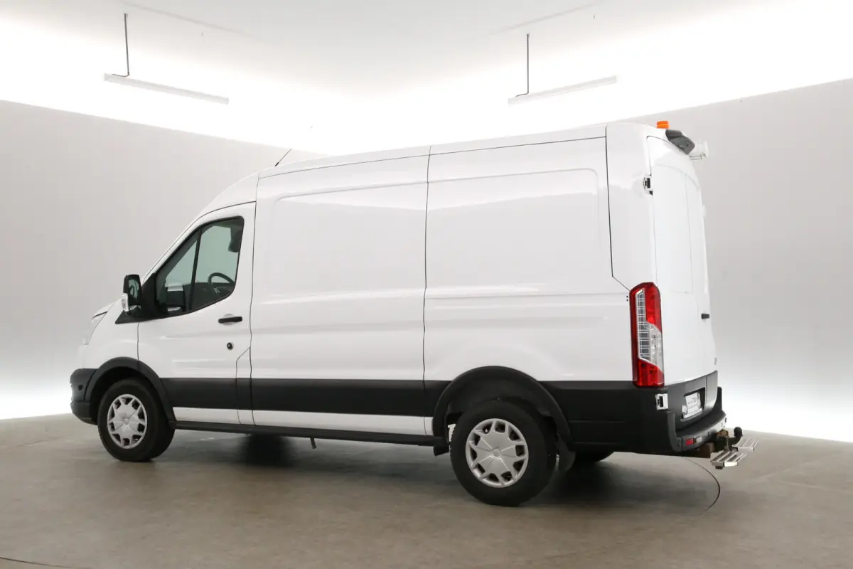 2.0 Ecoblue L2H2 | Airco | Camera | Cruise | 3 Zits | Carplay | Trekhaak | Parkeersens.