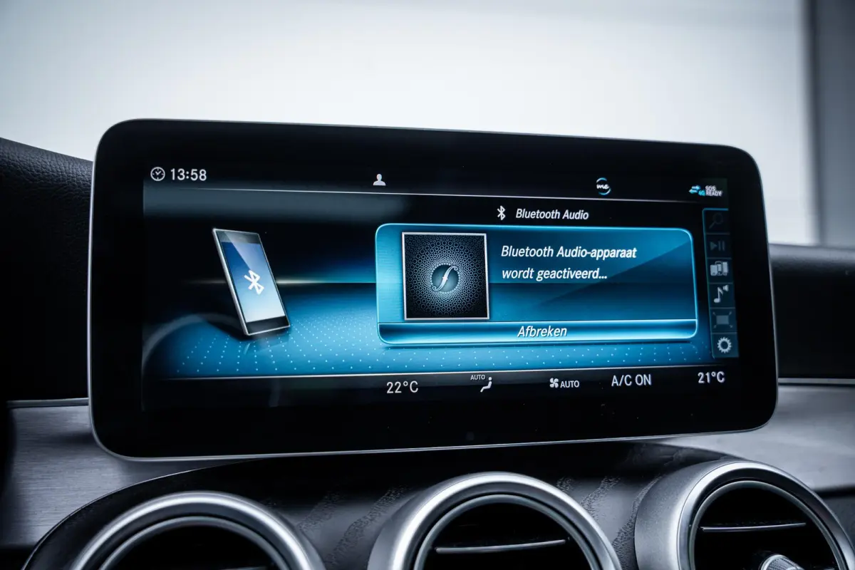 180 AMG Org.NL|Pano-dak|360°|Trekhaak|Carplay|Dealeronderhouden