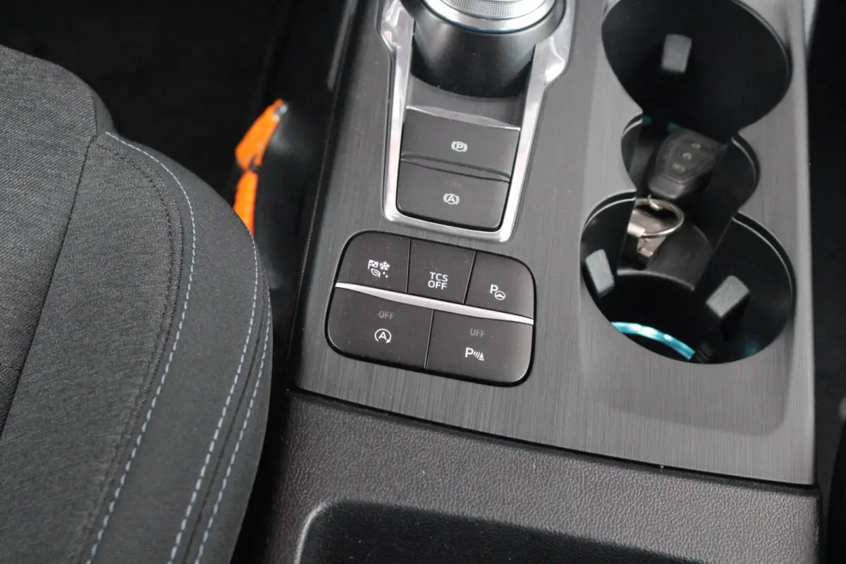 1.5 EcoBoost 150PK AUTOMAAT ACTIVE BUSINESS | AFNEEMBARE TREKHAAK | TECHNOLOGY PACK: (ADAPTIVE CRUISE CONTROL, GROOTLICHT ASSISTENT, TRAFFIC SIGN RECOGNITION, EVASIVE STEERING ASSIST, DRIVER