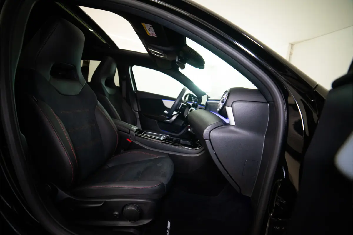 250 e Premium AMG Facelift 218PK | Pano | Sfeer | Keyless | Carplay | 12 MND Garantie