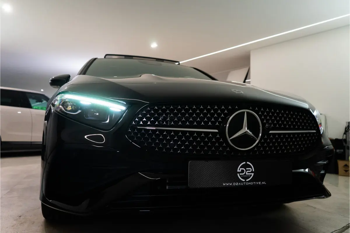 250 e Premium AMG Facelift 218PK | Pano | Sfeer | Keyless | Carplay | 12 MND Garantie