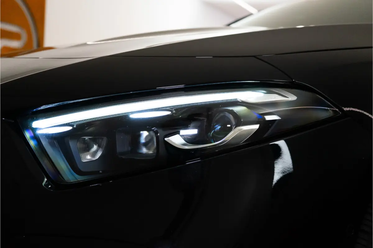 250 e Premium AMG Facelift 218PK | Pano | Sfeer | Keyless | Carplay | 12 MND Garantie