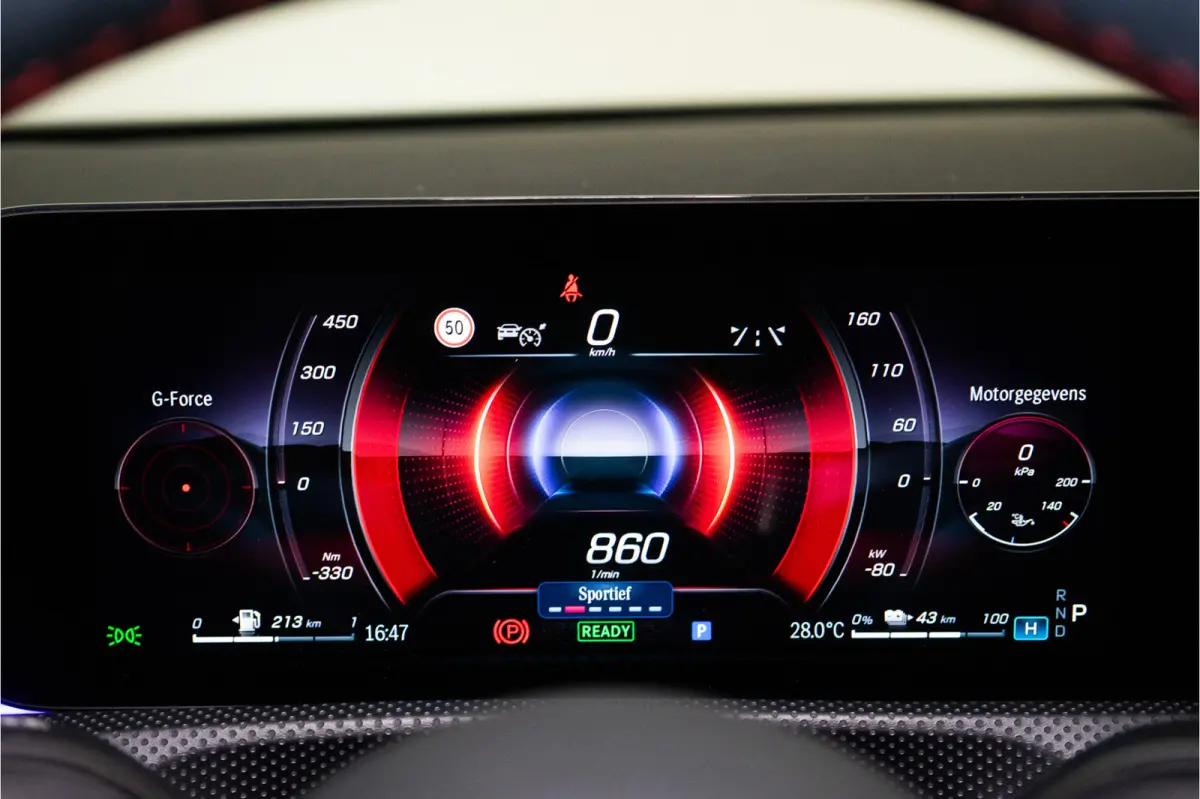 250 e Premium AMG Facelift 218PK | Pano | Sfeer | Keyless | Carplay | 12 MND Garantie