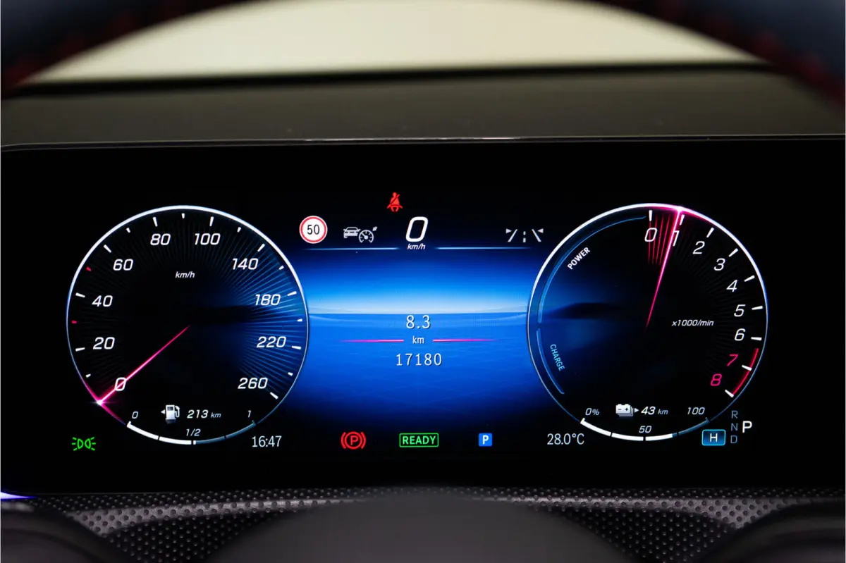 250 e Premium AMG Facelift 218PK | Pano | Sfeer | Keyless | Carplay | 12 MND Garantie