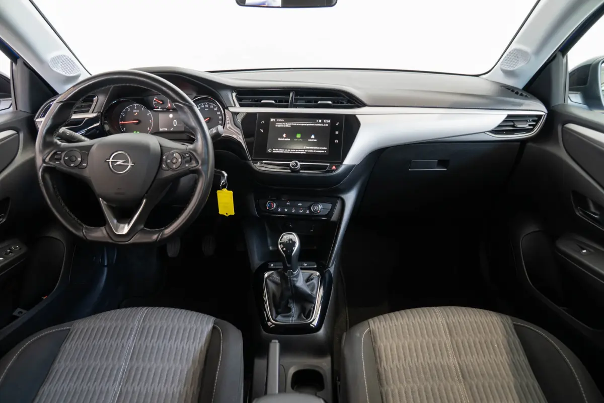 1.2 Edition | Parkeersensoren | Apple Carplay & Android Auto | Lichtmetalen velgen | USB | Bluetooth |