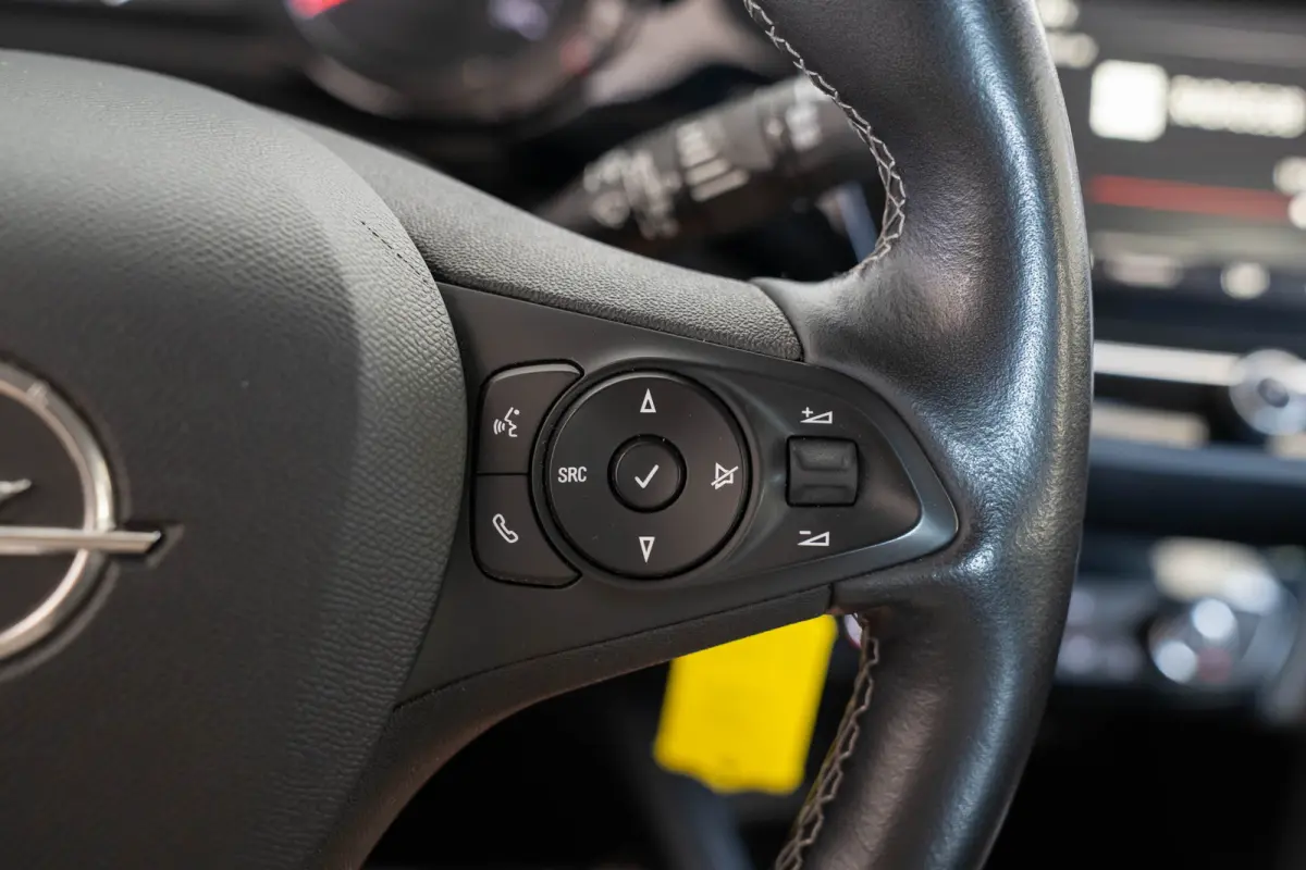 1.2 Edition | Parkeersensoren | Apple Carplay & Android Auto | Lichtmetalen velgen | USB | Bluetooth |