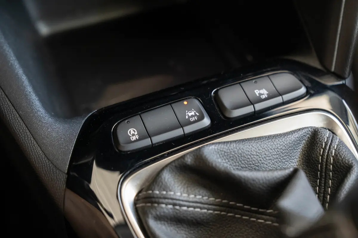 1.2 Edition | Parkeersensoren | Apple Carplay & Android Auto | Lichtmetalen velgen | USB | Bluetooth |
