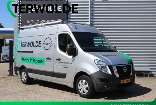 2.3 dCi L2H2 N-Connecta | Trekhaak | Imperiaal | Navigatie | Achteruitrijcamera |