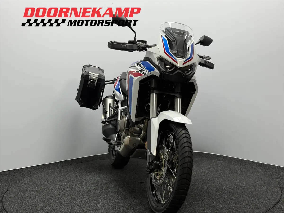 CRF 1100 AFRICA TWIN