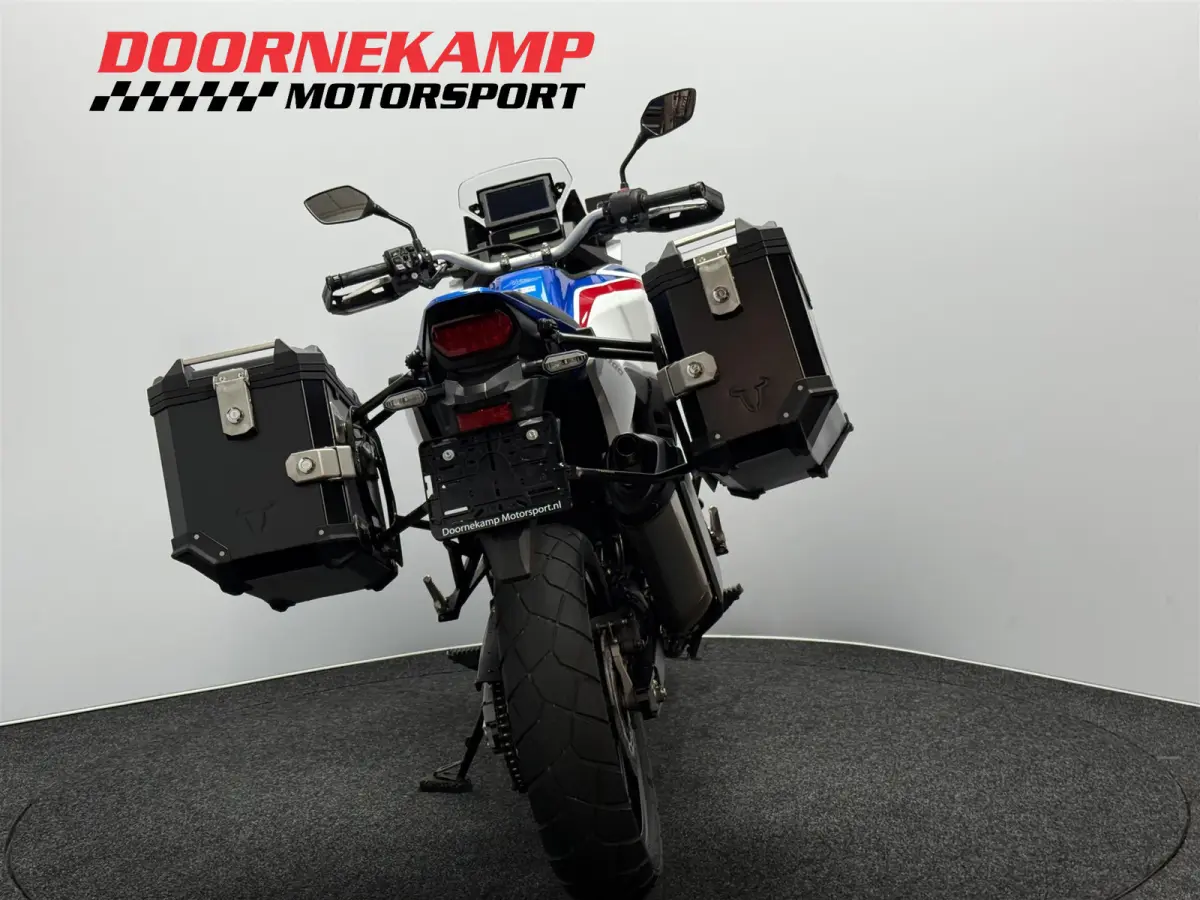 CRF 1100 AFRICA TWIN