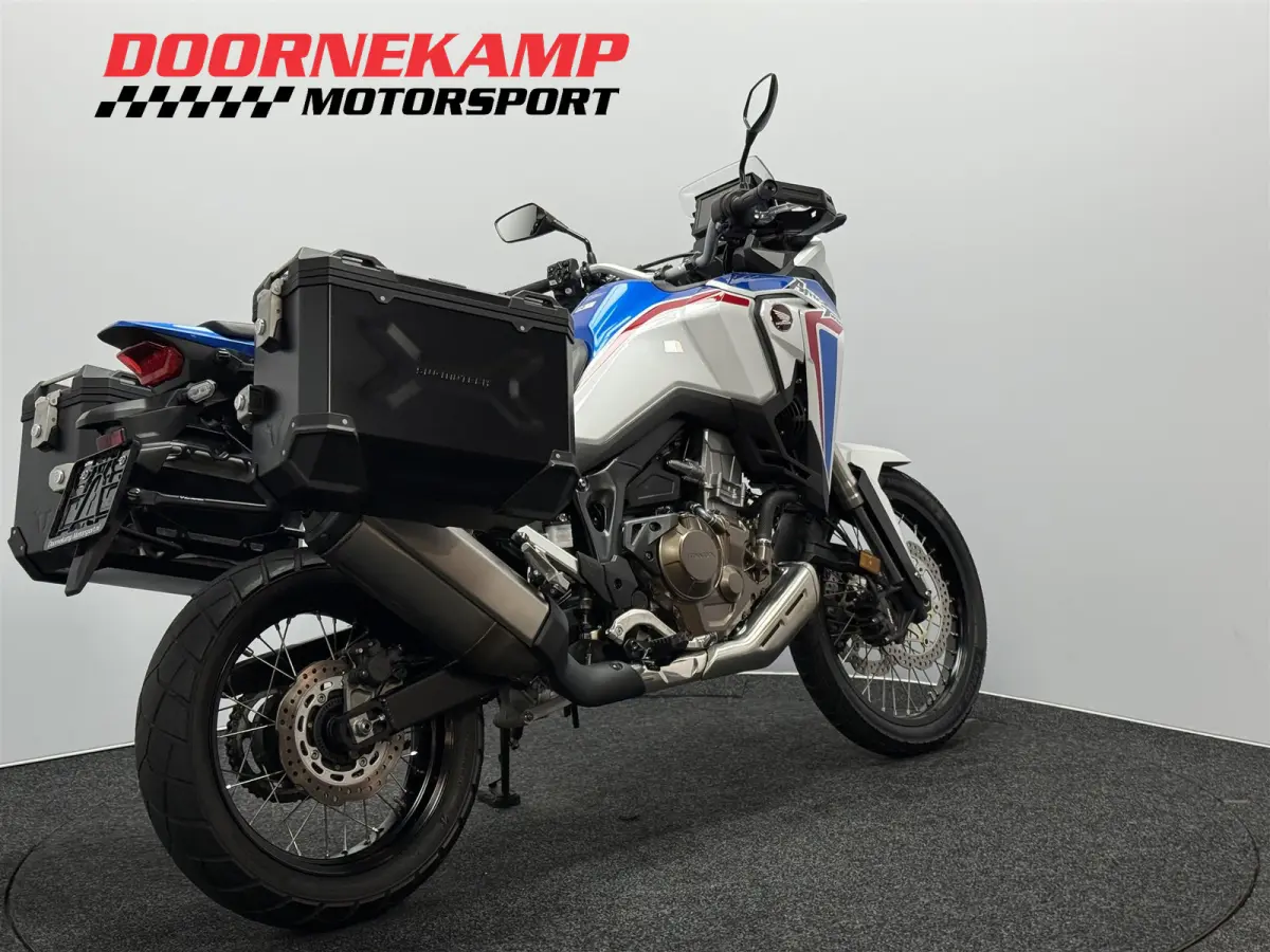 CRF 1100 AFRICA TWIN