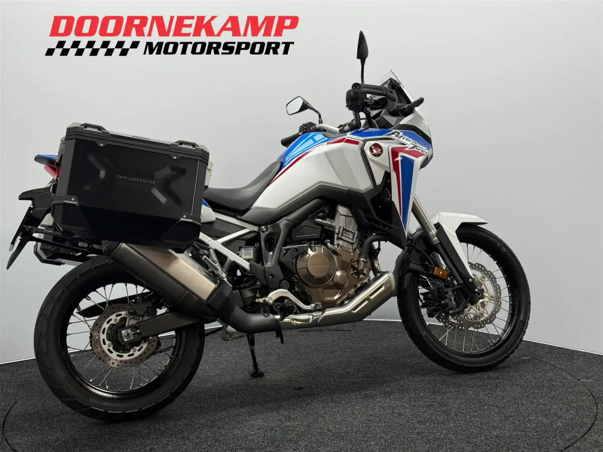 CRF 1100 AFRICA TWIN