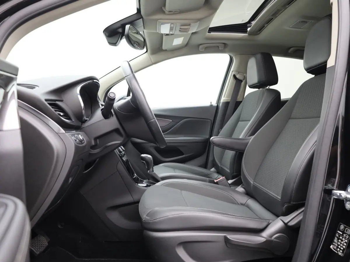 1.4 Turbo Aut. Innovation | Trekhaak | Camera | Keyless | Schuif/kantel dak | Allseason banden | Prijs Rijklaar!!
