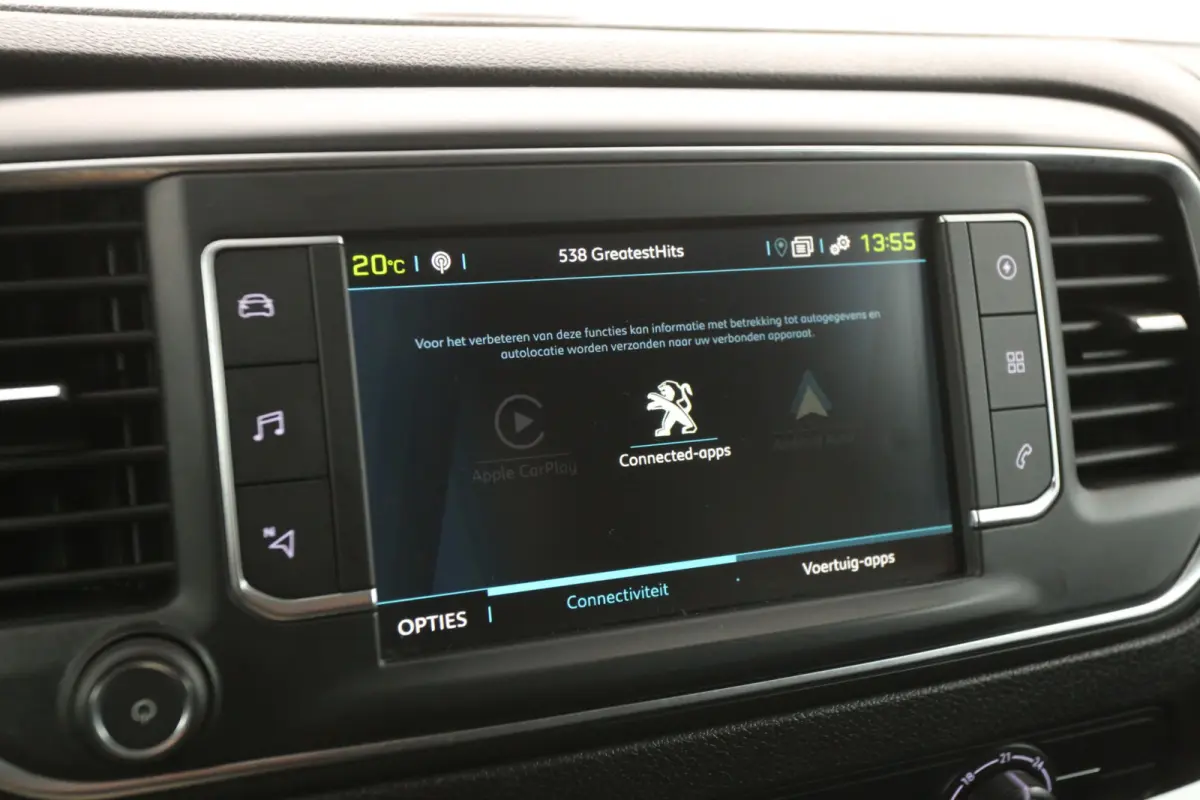 50 kWh L3H1 | Snelladen | SOH 92% | Airco | Cruise | Camera | 3 Zits | Carplay | Trekhaak | Parkeersens.
