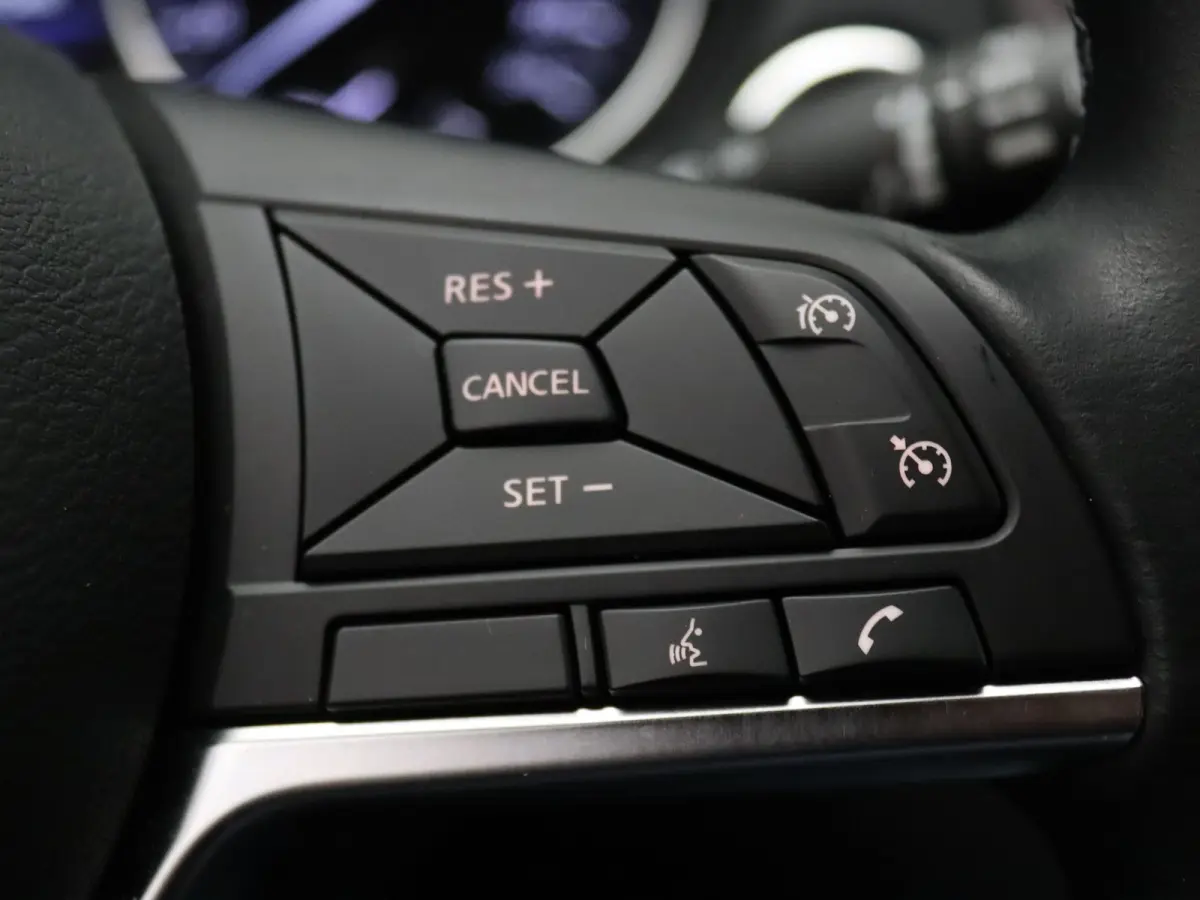 160pk DIG-T Premium Edition Apple Carplay/Android Auto | Climate