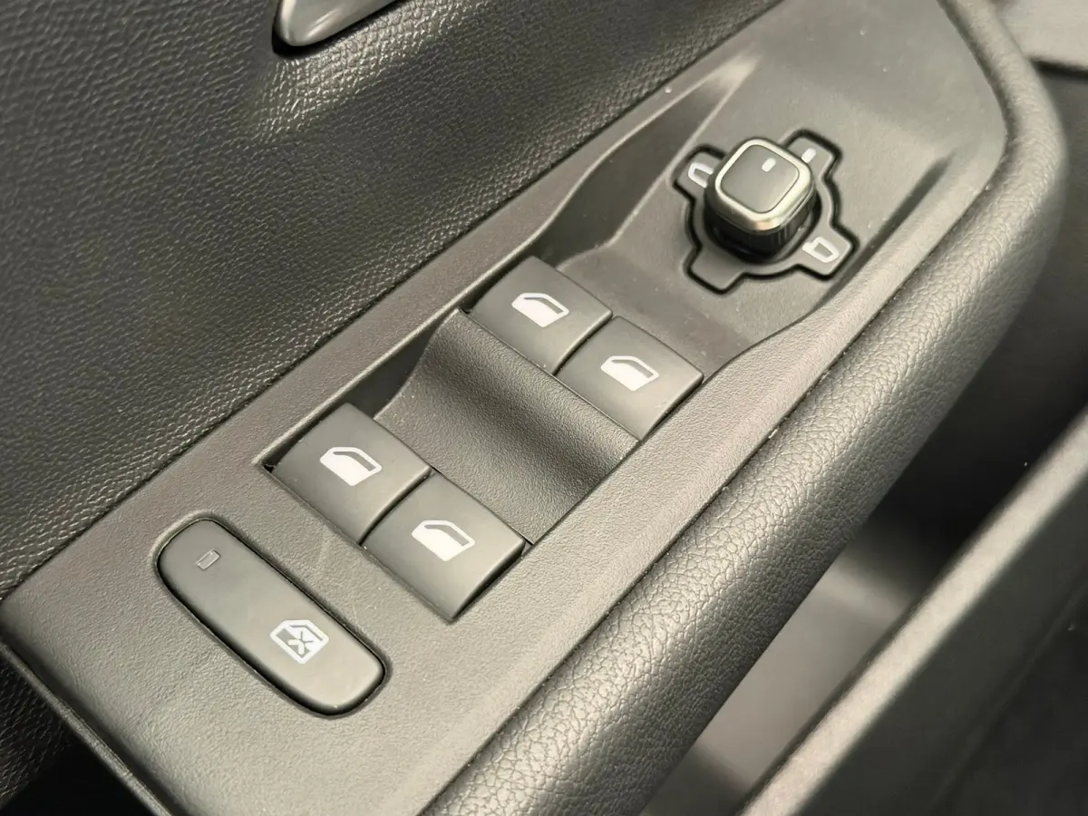 1.2 Turbo Hybrid Business Edition Automaat