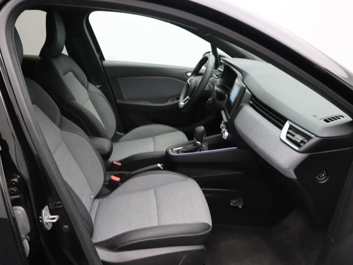 1.6 E-Tech Full Hybrid 145 techno | Navigatie | Cruise Control | Achteruitrij Camera | Climate Control | Apple Carplay & Android Auto |