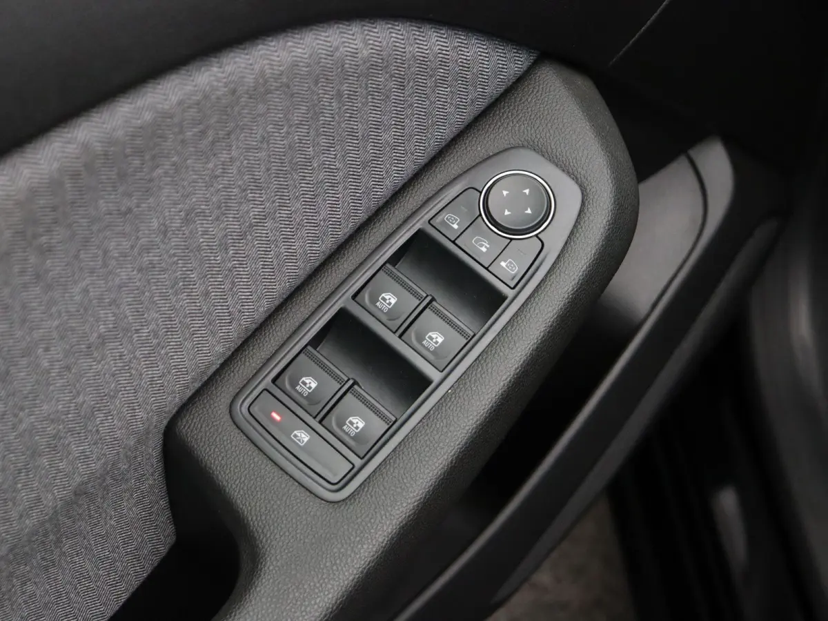 1.6 E-Tech Full Hybrid 145 techno | Navigatie | Cruise Control | Achteruitrij Camera | Climate Control | Apple Carplay & Android Auto |