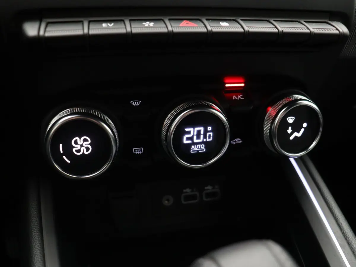 1.6 E-Tech Full Hybrid 145 techno | Navigatie | Cruise Control | Achteruitrij Camera | Climate Control | Apple Carplay & Android Auto |