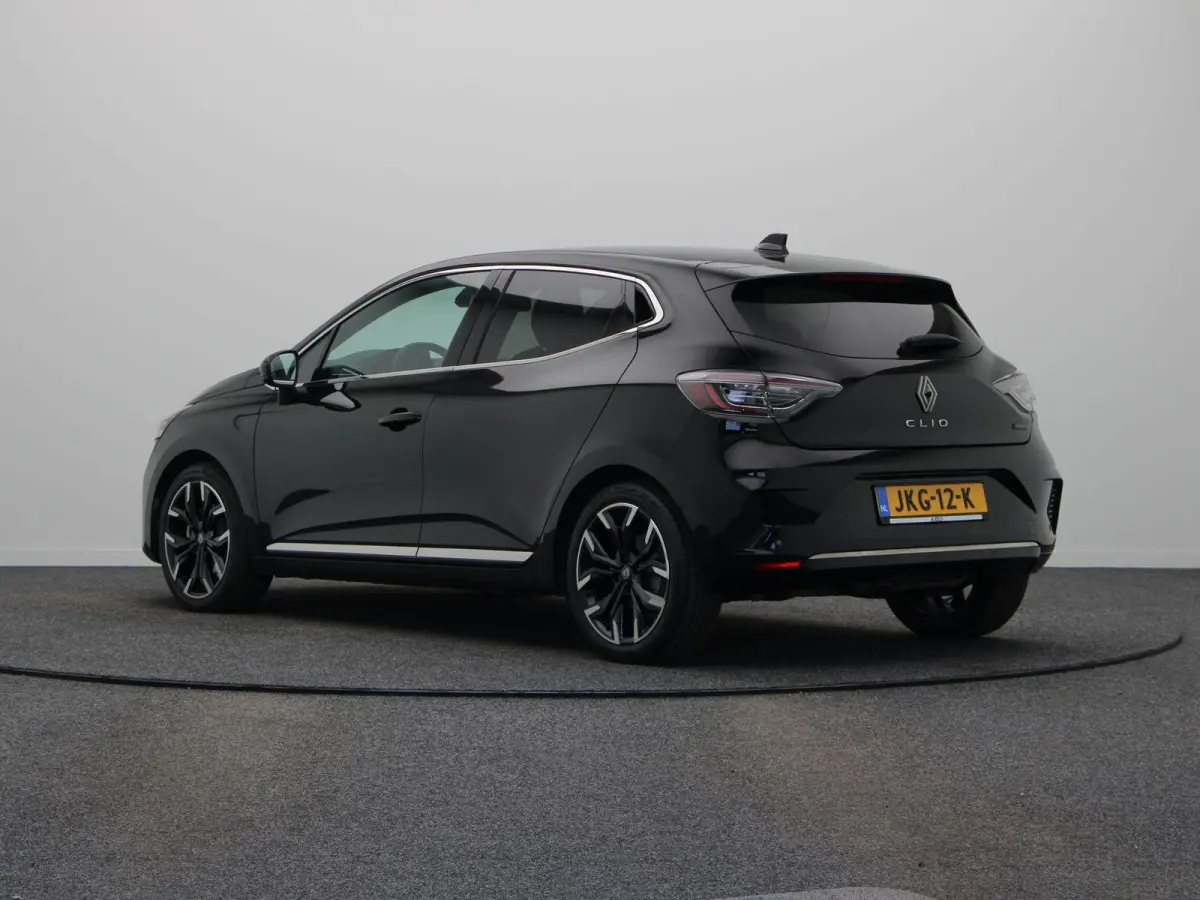1.6 E-Tech Full Hybrid 145 techno | Navigatie | Cruise Control | Achteruitrij Camera | Climate Control | Apple Carplay & Android Auto |