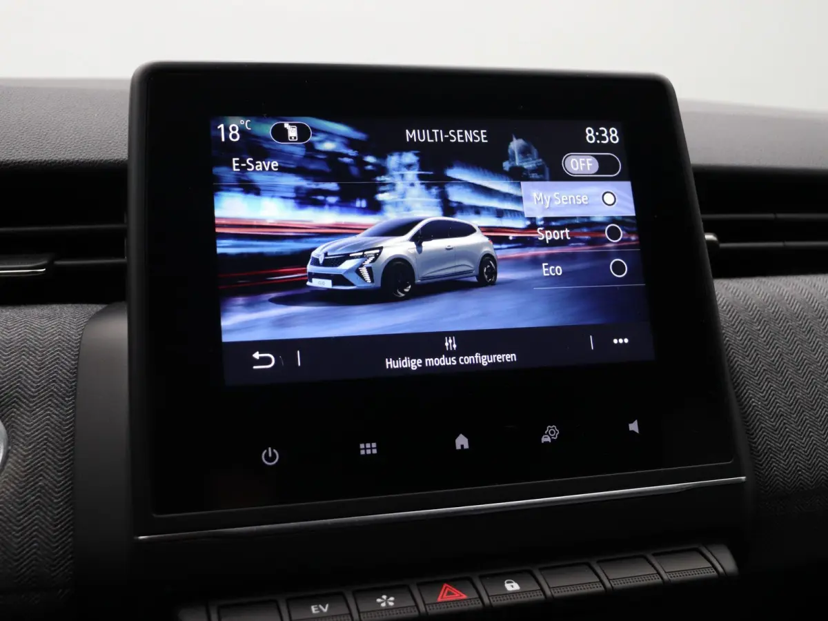 1.6 E-Tech Full Hybrid 145 techno | Navigatie | Cruise Control | Achteruitrij Camera | Climate Control | Apple Carplay & Android Auto |