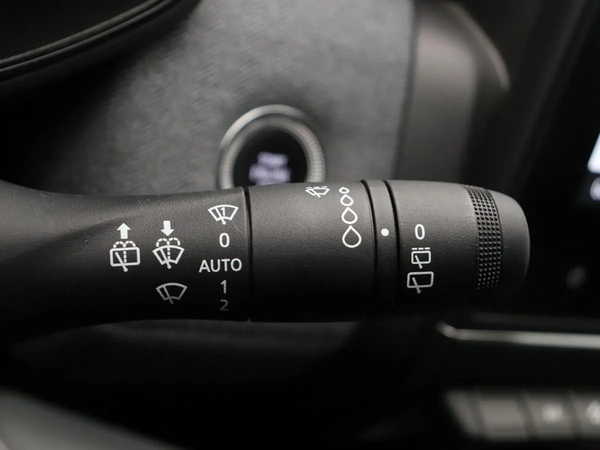 1.6 E-Tech Full Hybrid 145 techno | Navigatie | Cruise Control | Achteruitrij Camera | Climate Control | Apple Carplay & Android Auto |