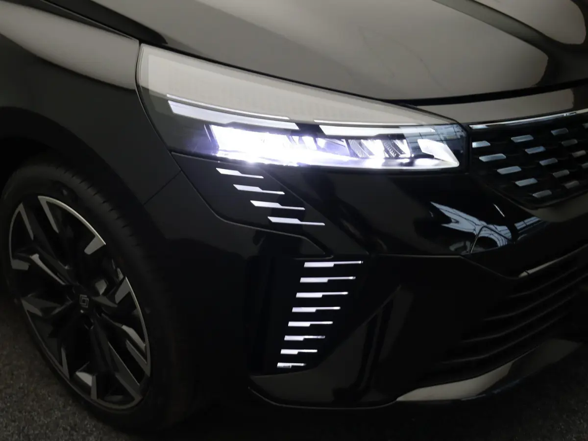 1.6 E-Tech Full Hybrid 145 techno | Navigatie | Cruise Control | Achteruitrij Camera | Climate Control | Apple Carplay & Android Auto |