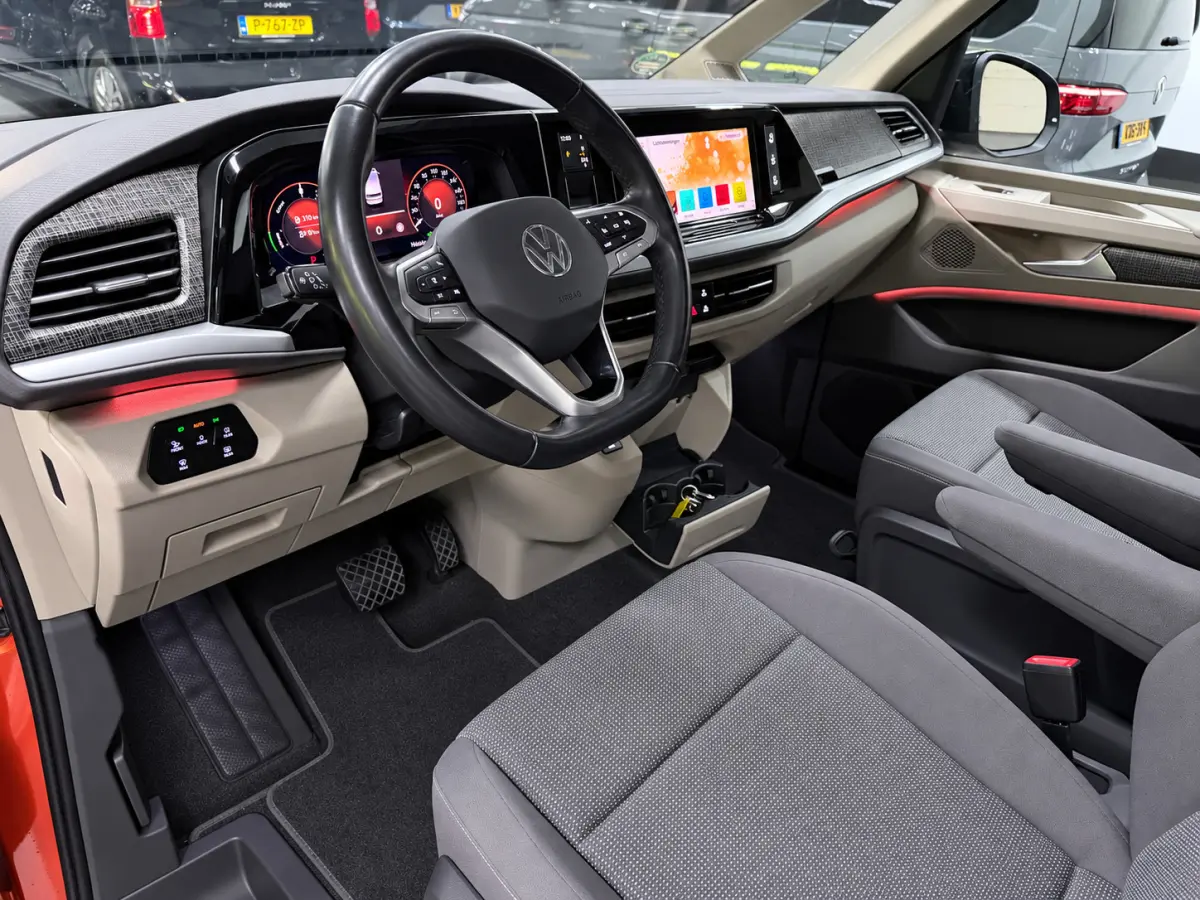 1.4 eHybrid Energetic 7P PANO/NAVI/TREK-HAAK/CAM/ADAPT-CRUISE/DAB/CARPLAY///