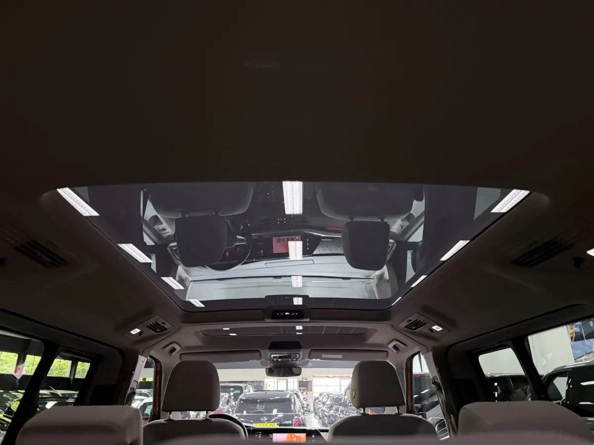 1.4 eHybrid Energetic 7P PANO/NAVI/TREK-HAAK/CAM/ADAPT-CRUISE/DAB/CARPLAY///