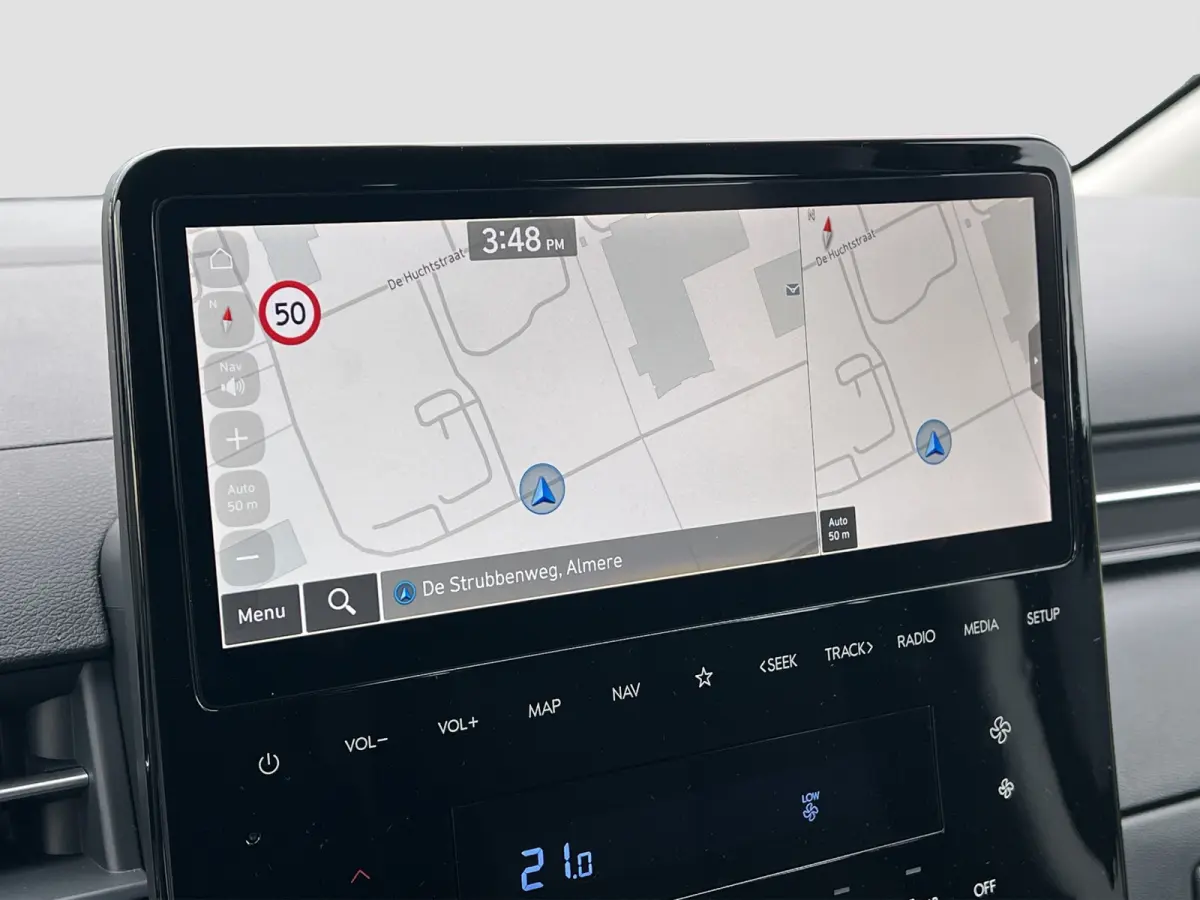 2.2 Dubbele Cabine 6 pers Aut. Camera | 6 pers Dubbele cabine | 2 schuifdeuren | Carplay | Trekhaak | Adaptive cruise controle | Ruiten achter | Parkeersensoren voor en achter | Climate cont