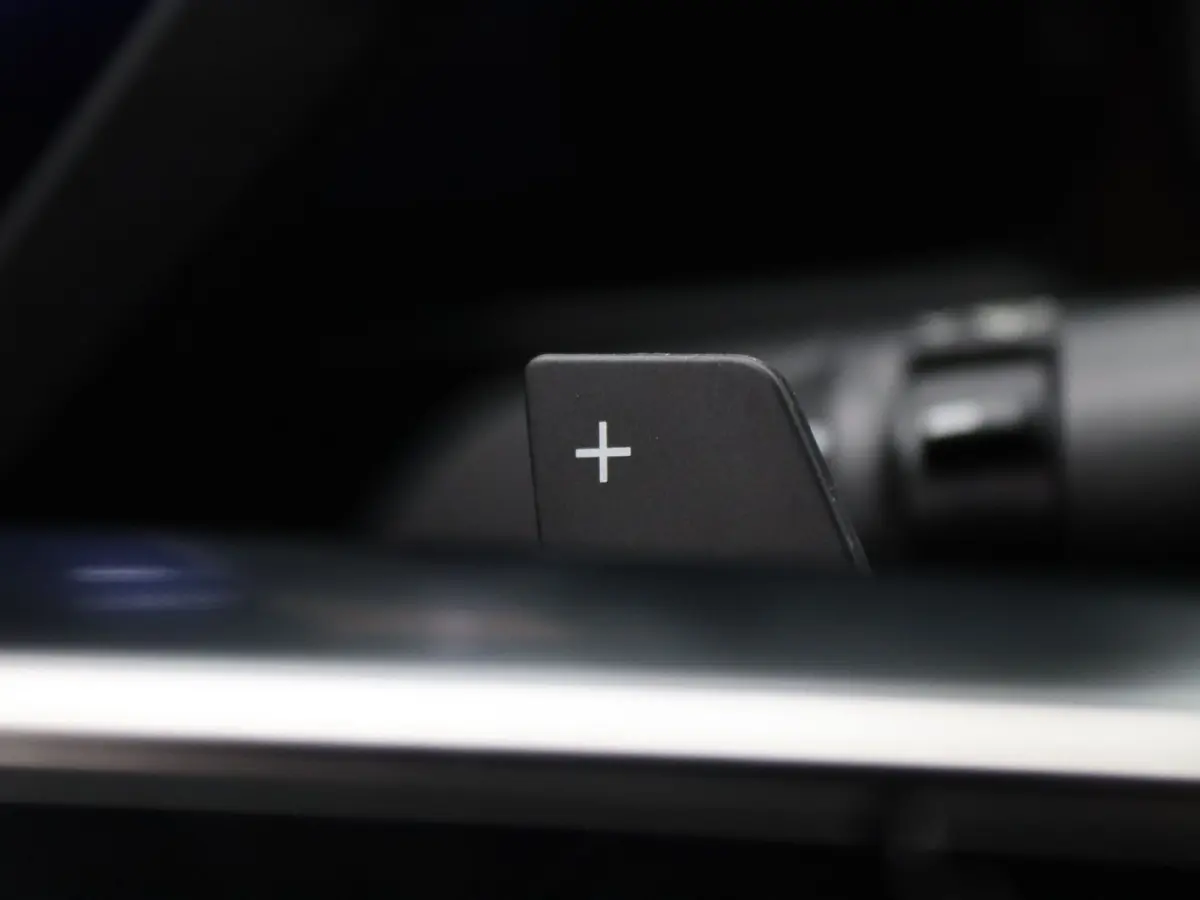 300pk E-Tech 4x4 plug-in hybrid atelier Alpine Harman/Kardon