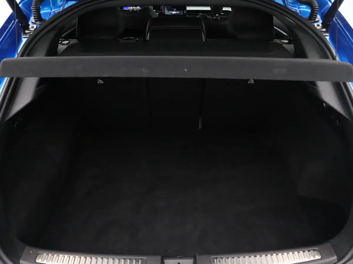300pk E-Tech 4x4 plug-in hybrid atelier Alpine Harman/Kardon