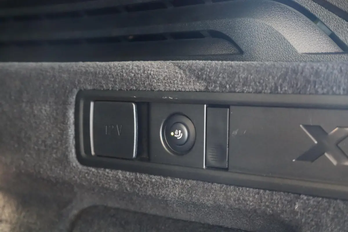 xDrive50e M-Sport Pro | Driving Assistant Professional | Intergral Active Steering | Elekr. Trekhaak | Panoramadak | Harman/Kardon | Stoelventilatie