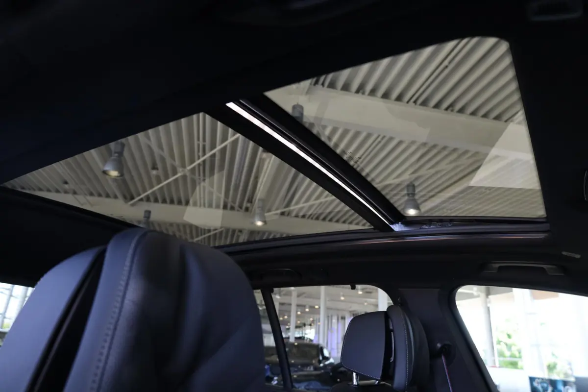 xDrive50e M-Sport Pro | Driving Assistant Professional | Intergral Active Steering | Elekr. Trekhaak | Panoramadak | Harman/Kardon | Stoelventilatie