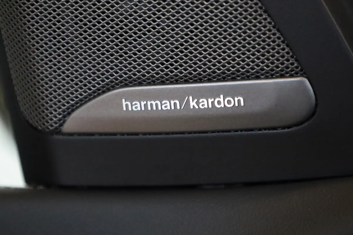 xDrive50e M-Sport Pro | Driving Assistant Professional | Intergral Active Steering | Elekr. Trekhaak | Panoramadak | Harman/Kardon | Stoelventilatie