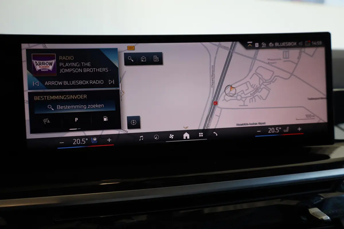 xDrive50e M-Sport Pro | Driving Assistant Professional | Intergral Active Steering | Elekr. Trekhaak | Panoramadak | Harman/Kardon | Stoelventilatie