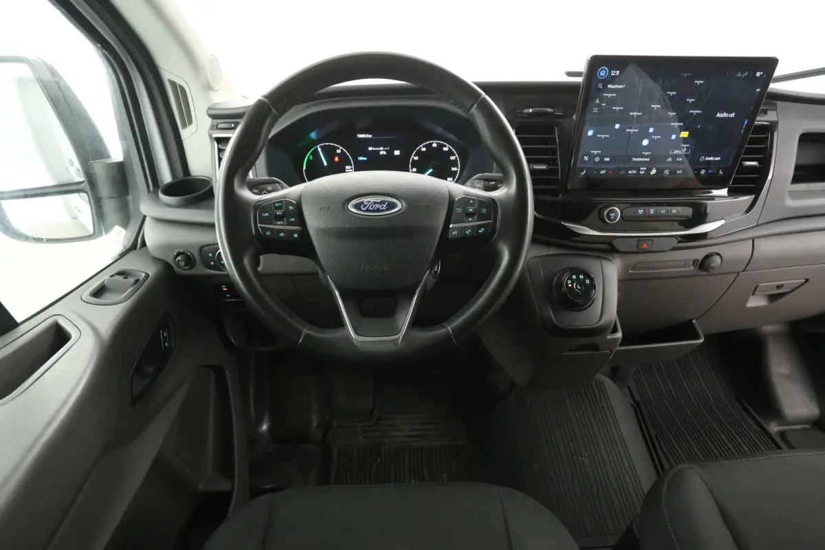 68 kWh L3H2 | Snelladen | SOH 95% | Airco | Camera | Cruise | 3 Zits | 2xSchuifdeur | Carplay
