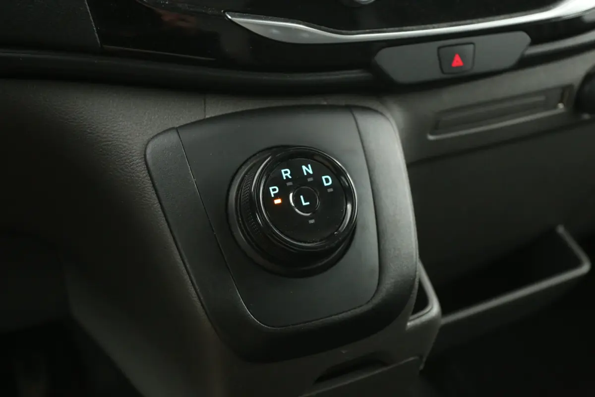 68 kWh L3H2 | Snelladen | SOH 95% | Airco | Camera | Cruise | 3 Zits | 2xSchuifdeur | Carplay