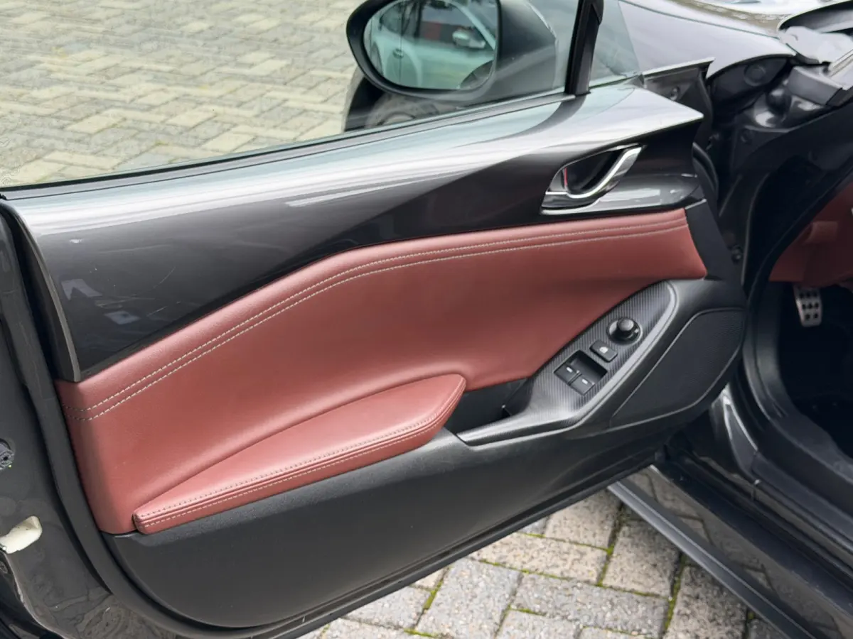 2.0 SkyActiv-G 160 GT-M, CarPlay, BOSE, Sportuitlaat