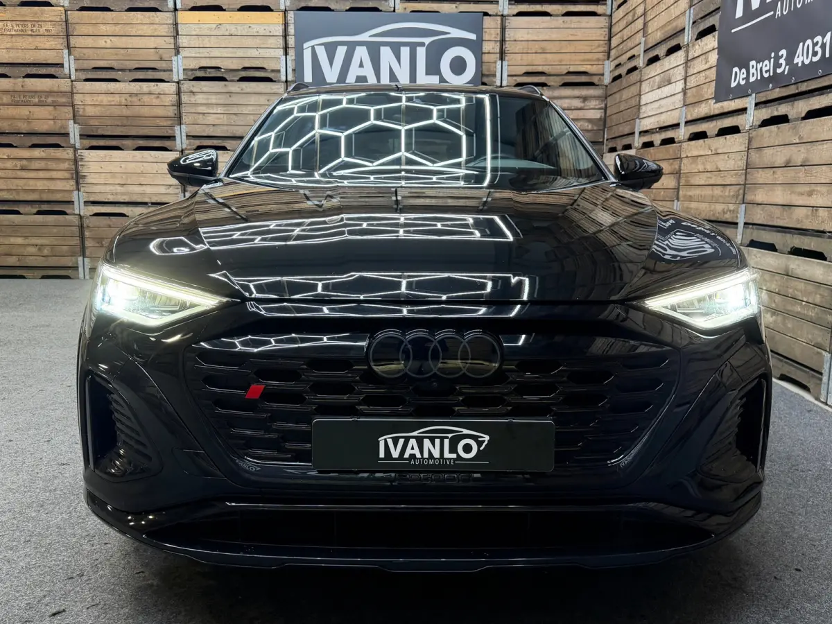 SQ8 50 quattro S Edition 95 kWh,21"LM, Pano, Adaptive Cruise, 360, Trekhaak, Luchtvering, Leder